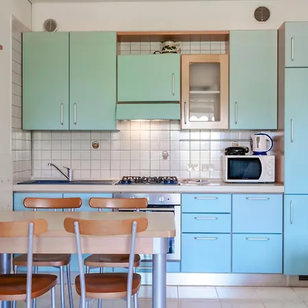 Sunny Holidays - Piscina + Apartment Desenzano del Garda
