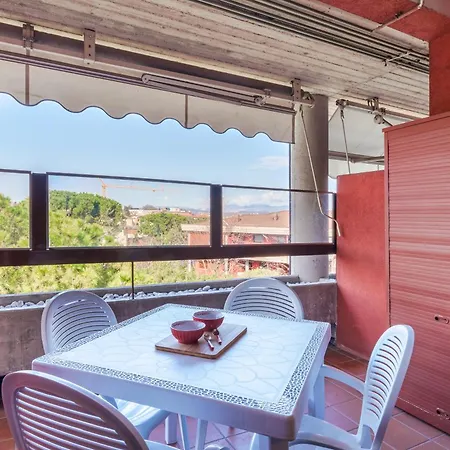 Sunny Holidays - Piscina + Apartament *